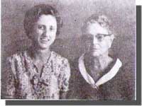 Rev. Ada Mable Coryell pose with her mother